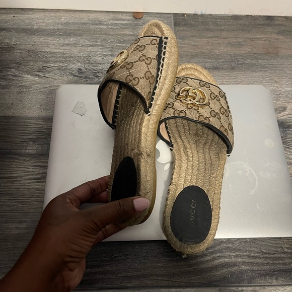 Gucci slides - Picture 3 of 8